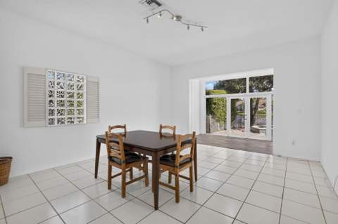15891 SW 14th Street, Pembroke Pines FL - photo 15 of 52