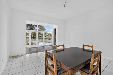 15891 SW 14th Street, Pembroke Pines FL - photo 16 of 52