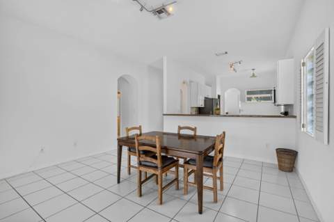 15891 SW 14th Street, Pembroke Pines FL - photo 17 of 52