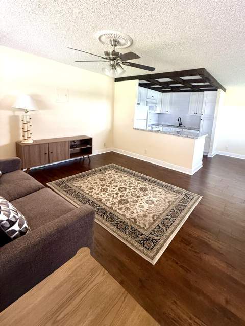 34 Valencia B, Delray Beach FL - photo 7 of 30