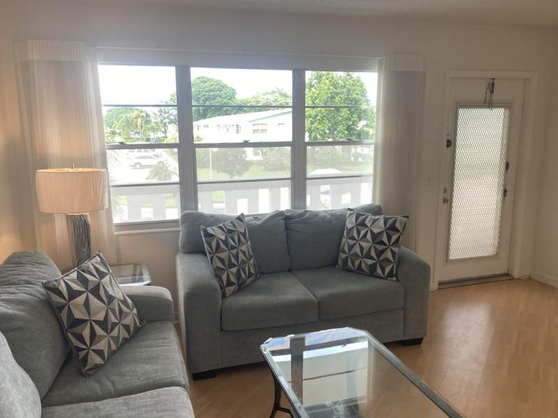 1 bedroom Condominium at 2004 Harwood C, Harwood C Condo, Deerfield Beach — photo 2