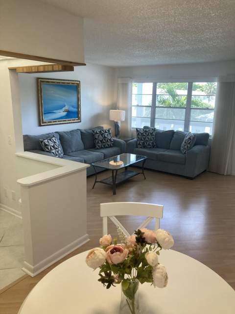 2004 Harwood C, Deerfield Beach FL - photo 9 of 59