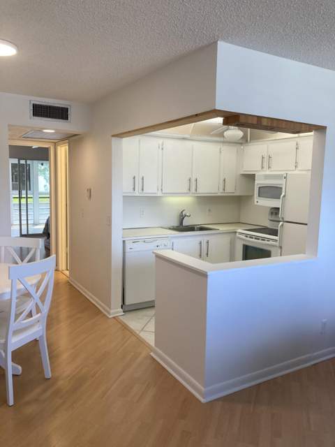 2004 Harwood C, Deerfield Beach FL - photo 12 of 59