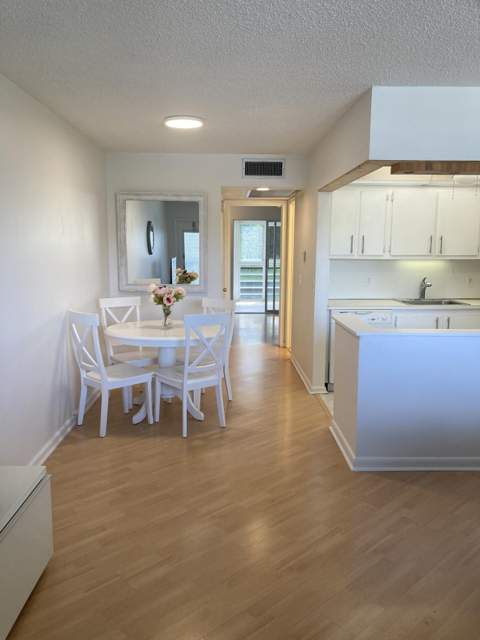 2004 Harwood C, Deerfield Beach FL - photo 11 of 59