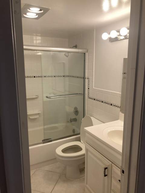 2004 Harwood C, Deerfield Beach FL - photo 20 of 59