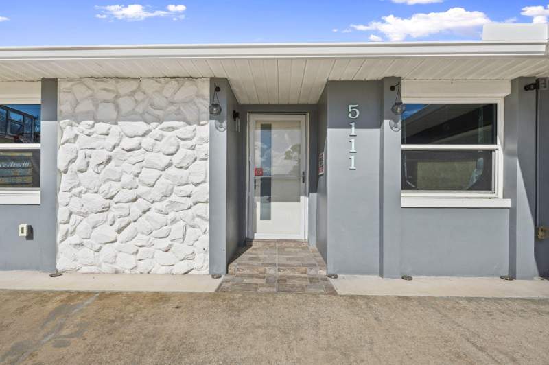 3 bedroom Single Family Residence at 5111 Eagle Drive, Holiday Pines Subdivision Phase Iib, Fort Pierce — photo 2