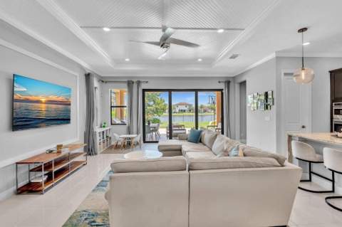 12143 S Baypoint Circle, Parkland FL - photo 14 of 119