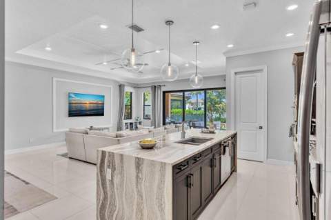 12143 S Baypoint Circle, Parkland FL - photo 23 of 119