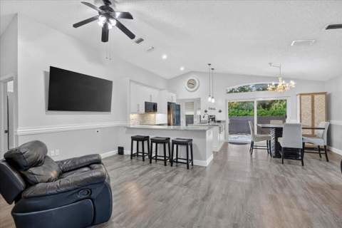 5435 NW 50th Court, Coconut Creek FL - photo 6 of 44