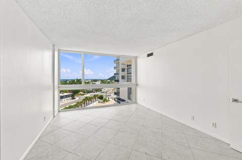 2715 N Ocean Boulevard #7D, Fort Lauderdale FL - photo 15 of 30
