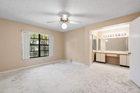 3237 Perimeter Drive #2512, Greenacres FL - photo 9 of 33