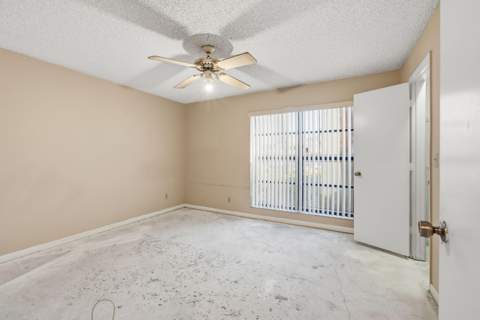 3237 Perimeter Drive #2512, Greenacres FL - photo 13 of 33