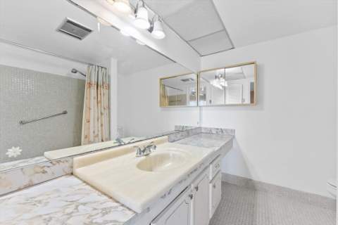 309 Wellington M, West Palm Beach FL - photo 18 of 29