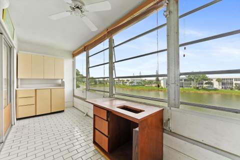 309 Wellington M, West Palm Beach FL - photo 24 of 29