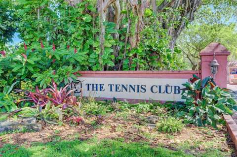 610 TENNIS CLUB Drive #305, Fort Lauderdale FL - photo 24 of 40