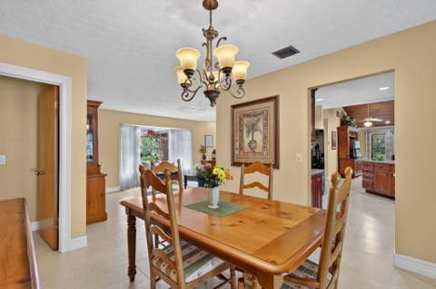 5673 SE Lamay Drive, Stuart FL - photo 15 of 42