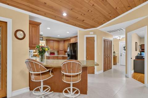 5673 SE Lamay Drive, Stuart FL - photo 19 of 42