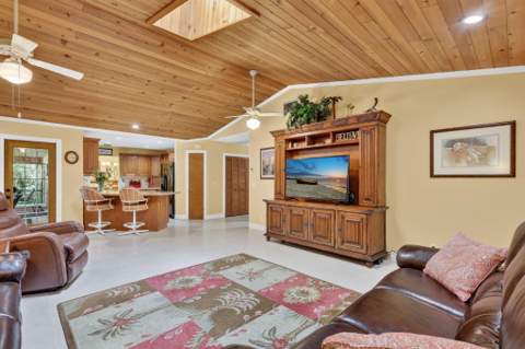 5673 SE Lamay Drive, Stuart FL - photo 11 of 42