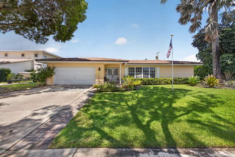 4 bedroom Single Family Residence at 119 Cruiser Road, Yacht Club, North Palm Beach — photo 5