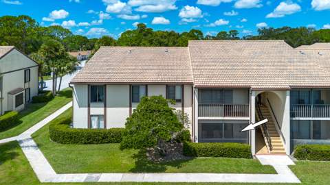 2732 SW Matheson Avenue, Palm City FL - photo 6 of 44