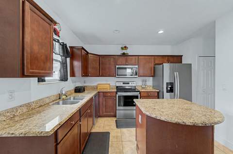416 Seafoam Circle, Fort Pierce FL - photo 12 of 55