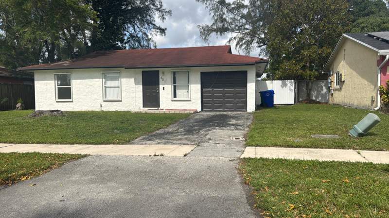 3 bedroom Single Family Residence at 501 SW 83rd Avenue, North Lauderdale Village Sec 1, North Lauderdale — photo 2