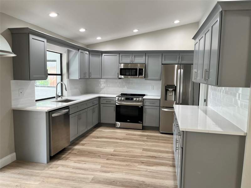 4 bedroom Single Family Residence at 11375 NW 19th Drive, Cypress Run, Coral Springs — photo 3