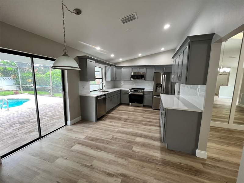 4 bedroom Single Family Residence at 11375 NW 19th Drive, Cypress Run, Coral Springs — photo 4