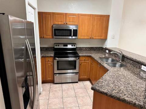 1721 SW 81st Terrace, North Lauderdale FL - photo 6 of 27