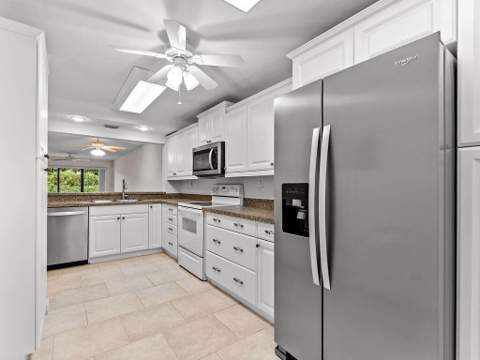 10044 S Ocean Drive #103, Jensen Beach FL - photo 9 of 28