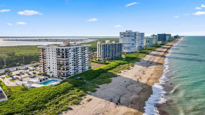 2 bedroom Condominium at 10044 S Ocean Drive #103, Sea Winds Condominium, Jensen Beach — photo 5