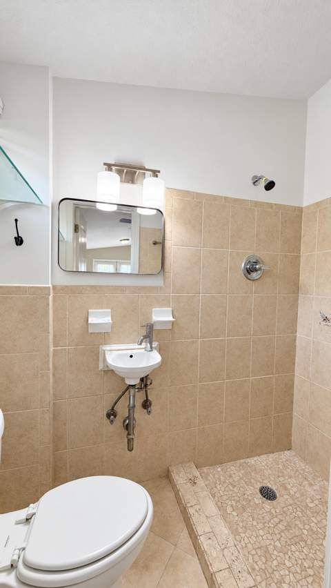 211 Dartmouth Drive, Lake Worth Beach FL - photo 24 of 25