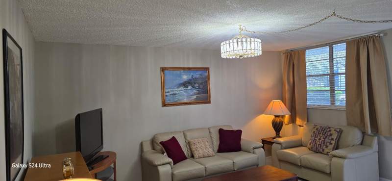 1 bedroom Condominium at 3210 Holiday Springs Boulevard #2-110, Holiday Springs Village 1 Condo, Margate — photo 2