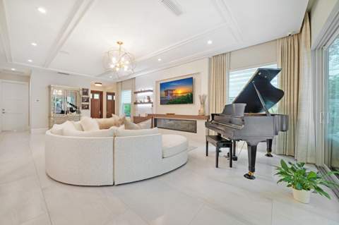 436 NE Wavecrest Way, Boca Raton FL - photo 10 of 68