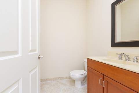6807 Lakeside Circle #102-1, Davie FL - photo 11 of 18
