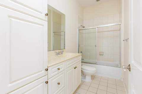 6807 Lakeside Circle #102-1, Davie FL - photo 15 of 18