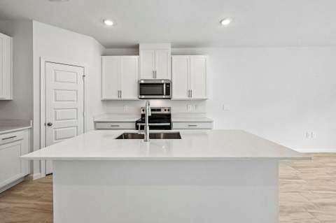 13001 SW Forli Way, Port St. Lucie FL - photo 13 of 39