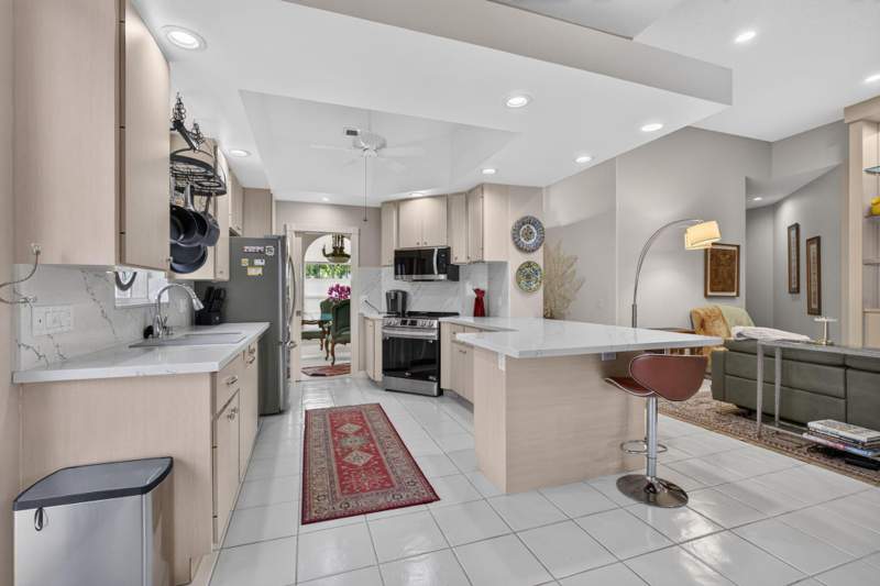 3 bedroom Single Family Residence at 8390 E Garden Oaks Circle, Garden Oaks 1, Palm Beach Gardens — photo 5