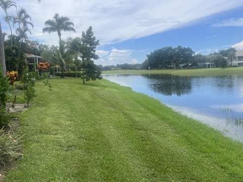 4638 Carlton Golf Drive, Lake Worth FL - photo 17 of 68