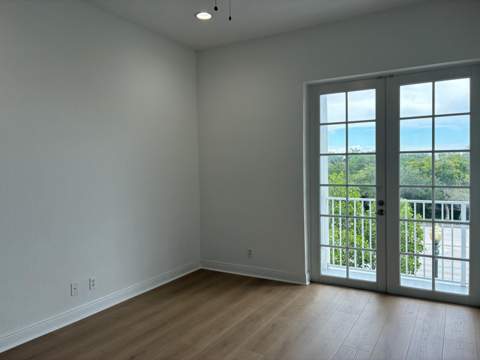 6807 Lakeside Circle #102-1, Davie FL - photo 14 of 18