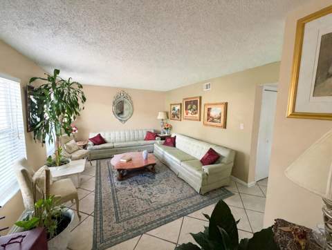 58 Ann Lee Lane, Tamarac FL - photo 12 of 38