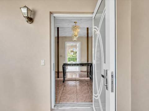 135 SW 7th Avenue, South Bay FL - photo 9 of 54