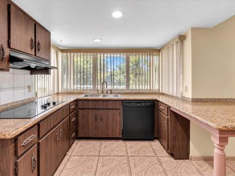 135 SW 7th Avenue, South Bay FL - photo 20 of 54