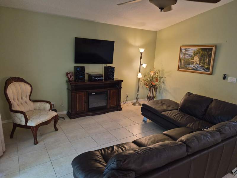4 bedroom Single Family Residence at 2282 SW Savona Boulevard, Port St Lucie Section 12, Port St. Lucie — photo 5
