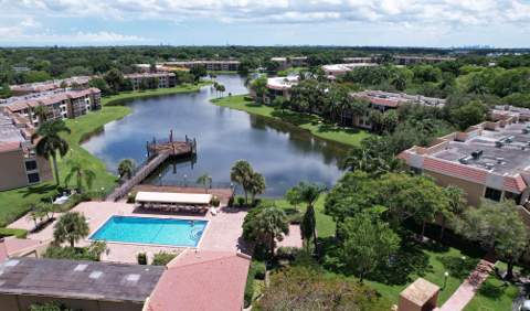 6618 Coral Lake Drive #206, Margate FL - photo 23 of 25