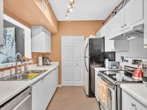 3020 NE 32nd Avenue #611, Fort Lauderdale FL - photo 6 of 56