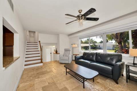 1771 NE 35th Street, Oakland Park FL - photo 9 of 44