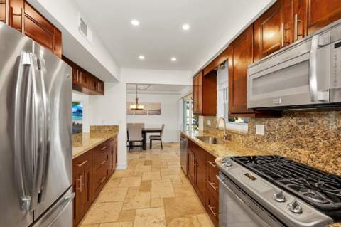 1771 NE 35th Street, Oakland Park FL - photo 12 of 44