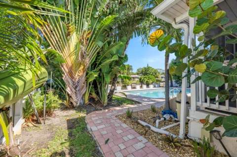1771 NE 35th Street, Oakland Park FL - photo 20 of 44