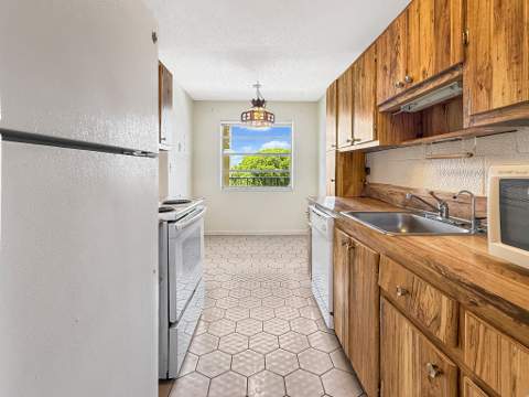 3070 NW 48th Terrace #414, Lauderdale Lakes FL - photo 15 of 31